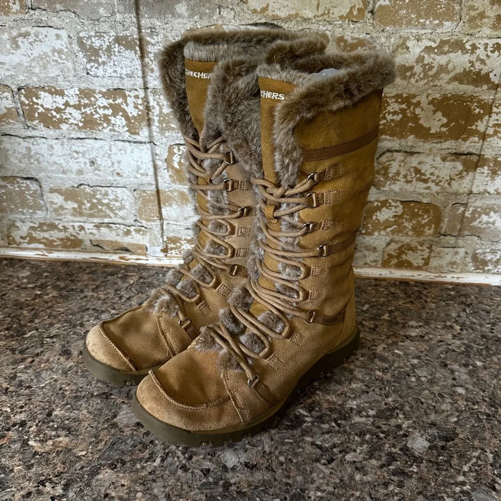 Skechers Winter Boots Womens 9 Tan Good Suede Faux Fur Lace Up Zip 45419